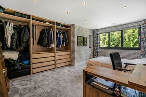 Photo 7- click for photo gallery